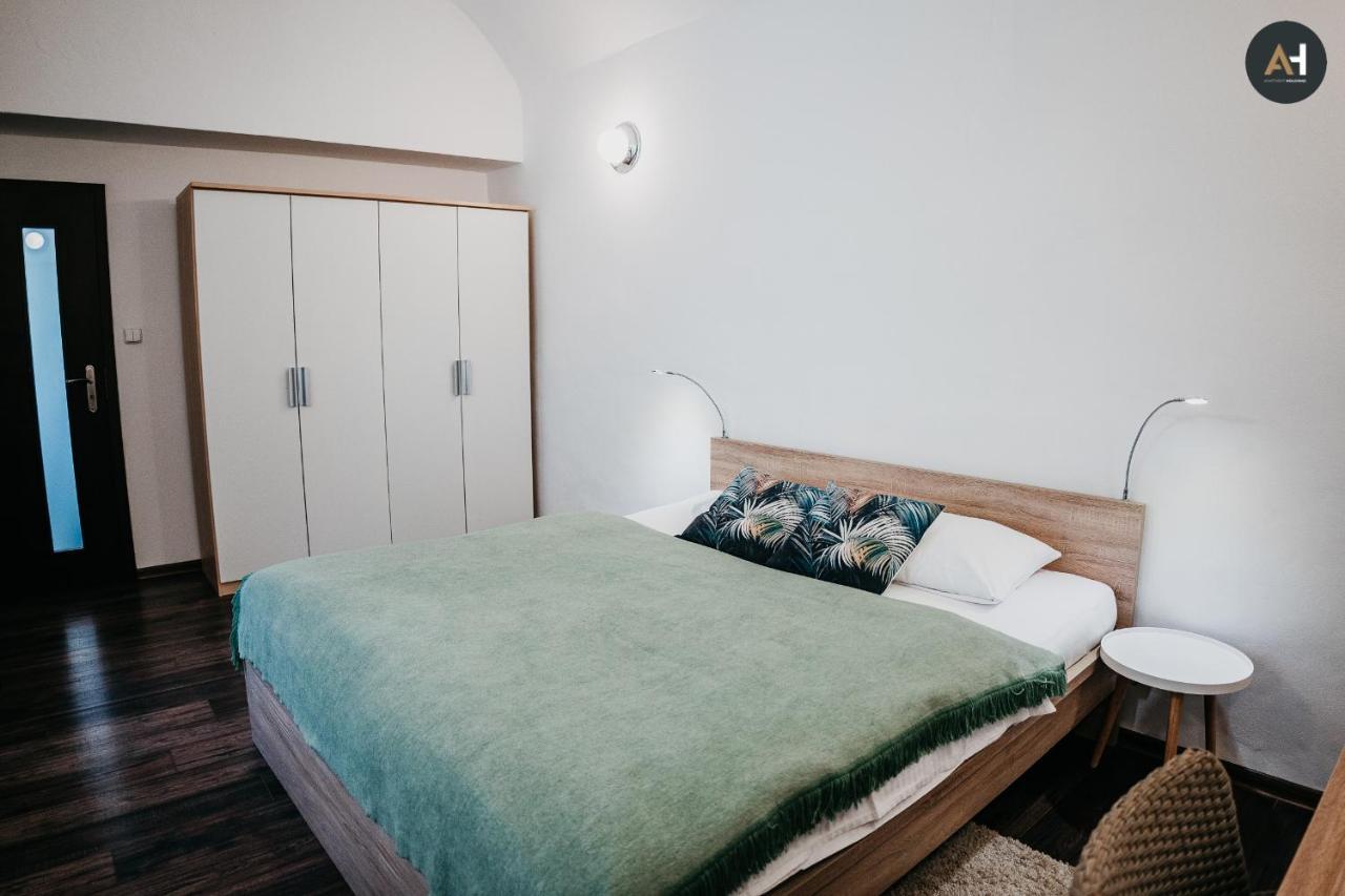 Ah Alzbetina Appartement Košice Buitenkant foto